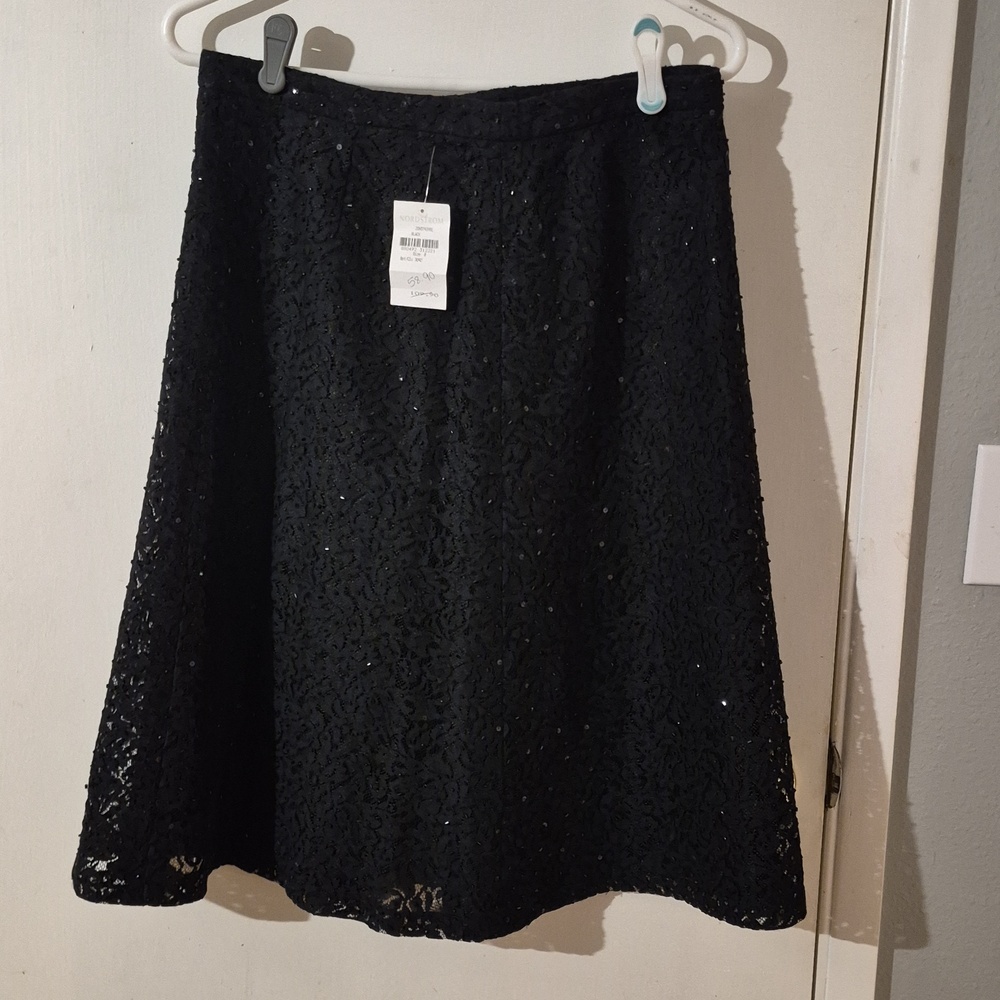Gorgeous Nordstrom Black Sequin lined  skirtĺ